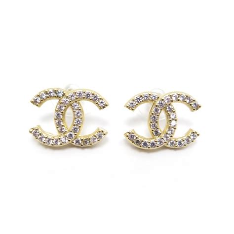 chanel boucle d'oreille pas cher|Boucles d'oreilles en or et diamant .